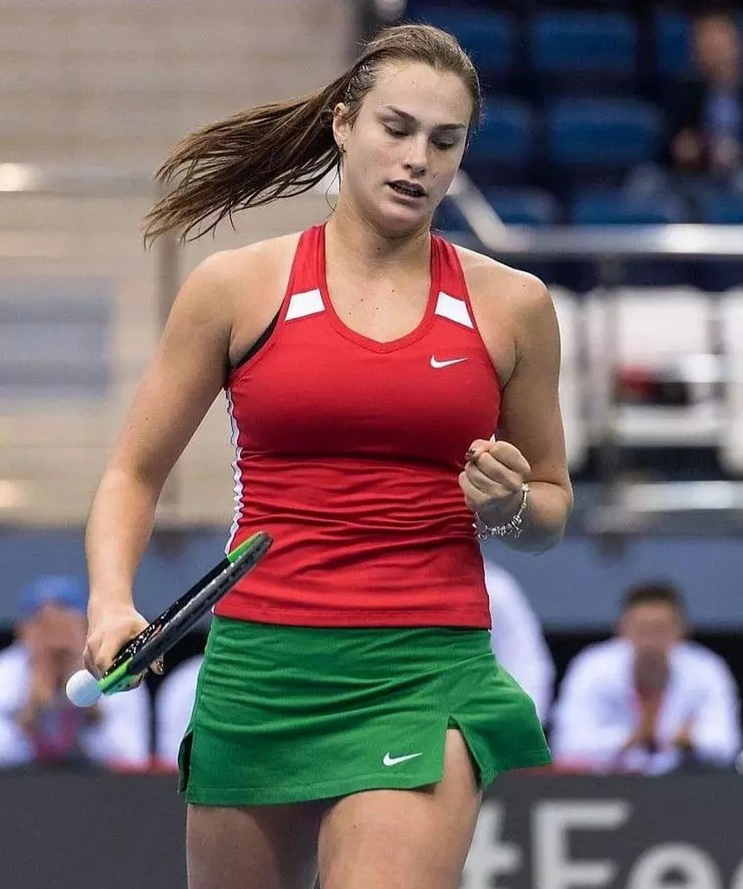 碍他继续奋 碍他继续奋