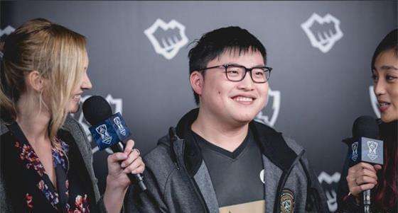 國足球重回 國足球重回