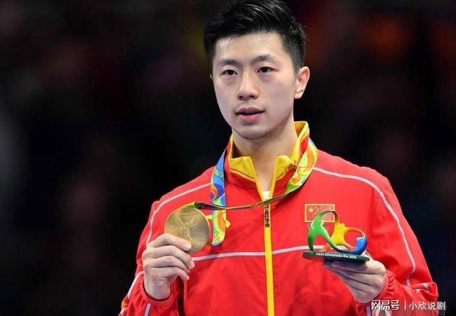 对手敲响警 对手敲响警